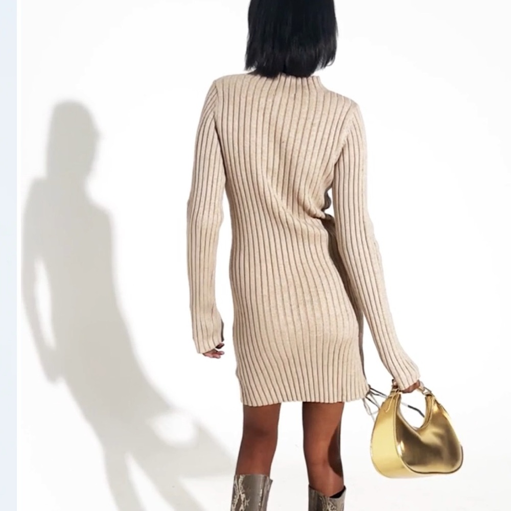 New Akira CHIC IS MY MIDDLE NAME KNIT DRESS - Picture 6 of 15